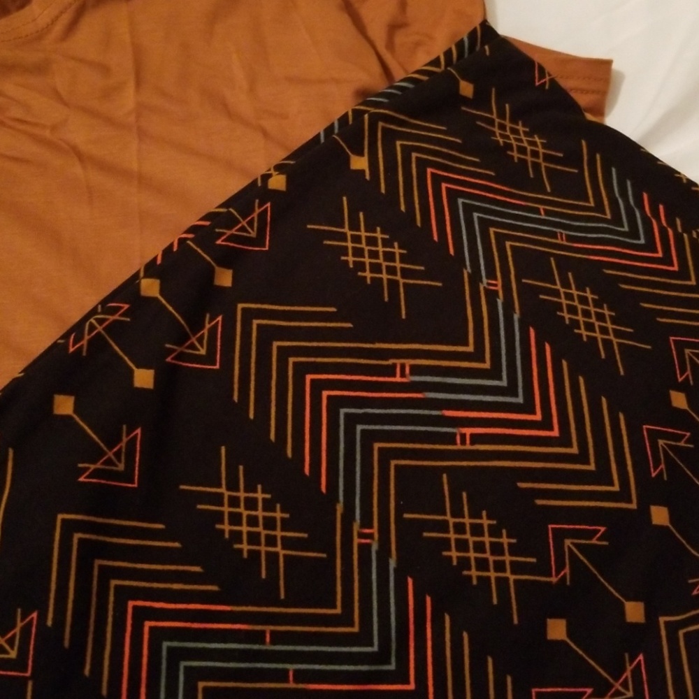 TC Lularoe Leggings NWOT